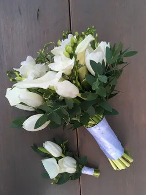 Букет невесты из гвоздик - заказать доставку цветов в Москве от Leto Flowers