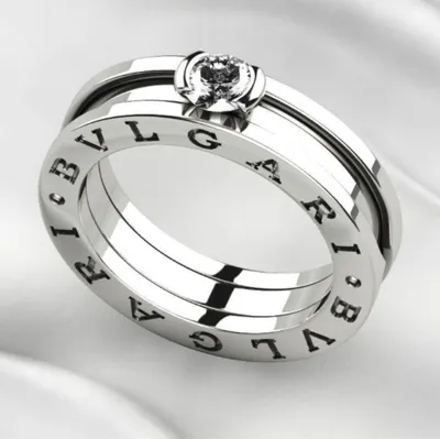 Кольцо Bvlgari B.Zero1 купить в Москве за 135 000 руб. Женские Белое золото  С историей