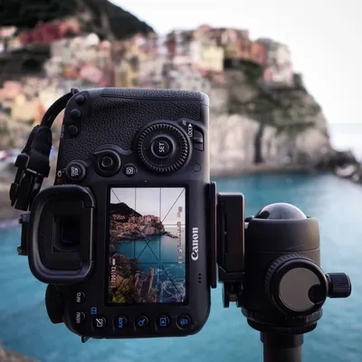 Canon unveils EOS 7D high-end digital SLR: Digital Photography Review