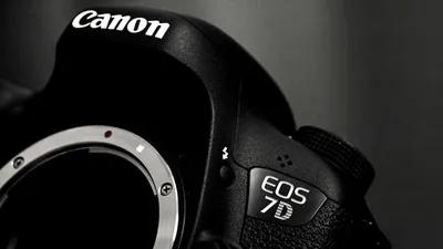 Canon EOS 7D Digital Camera Review - Reviewed