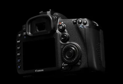 Обзор зеркальной камеры Canon EOS 7D