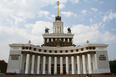 Файл:Parque de Moscú II.JPG — Википедия