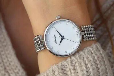 Наручные часы кварцевые женские Adriatica A3731.514FQ - купить в ООО  Часовая Компания \"СЛАВА\", цена на Мегамаркет