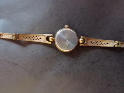 Купить Наручные часы Старинные женские механические позолоченные часы Чайка  Чайка 17 камней СССР, цена 5 090 руб — (165881750989)