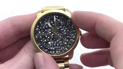 Умные часы с ж/к дисплеем | Интернет-магазин Swiss-watch