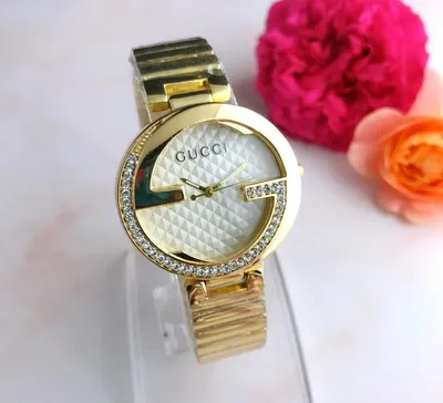 Часы Gucci со сменными панельками