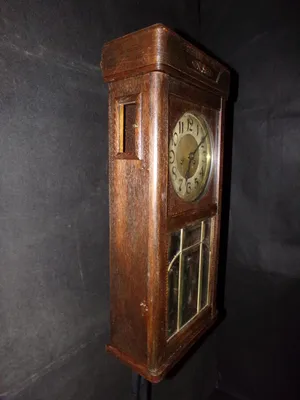 Старинные настенный швейцарские часы с боем фирмы Густав Беккер купить |  Интернет-магазин подарков Ларец