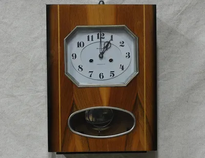 Часы настенные Янтарь с боем.Отличное состояние.СССР (торги завершены  #228795598)