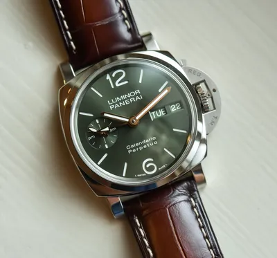 У новых часов Panerai появился оригинальный стальной браслет - Новости –  Коммерсантъ