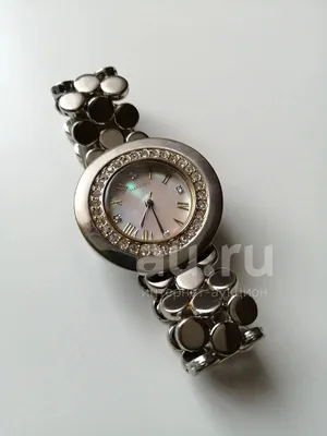 Часы с розовым силиконовым ремешком Мери Кей - 295 грн, купить на ИЗИ  (39875775)
