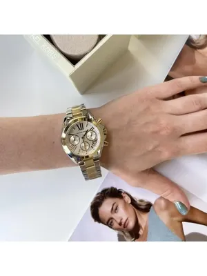 👑 Классные Michael Kors 🇺🇸 Красивые женские часы. ⌚️Шикарный корпус 38мм  золотого цвета украшен камнями Сваровски ,стальной удобный… | Instagram