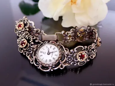 IBSO Часы наручные женские стильные на браслете/механические  кварцевые/подарок женщине/водонепроницаемые - купить с доставкой по  выгодным ценам в интернет-магазине OZON (242229742)