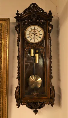 Старинные, настенные часы в резном корпусе в Санкт-Петербурге |  «АнтикваровЪ»