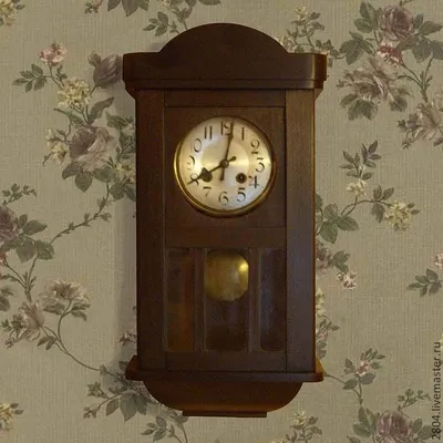 Старинные антикварные настенные часы Голландия Hermle времен фирмы Junghans  – Антикварный Магазин