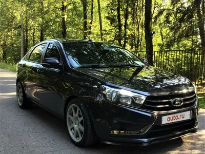 В Беларусь приехала «черная» спецсерия Lada Vesta SW Cross