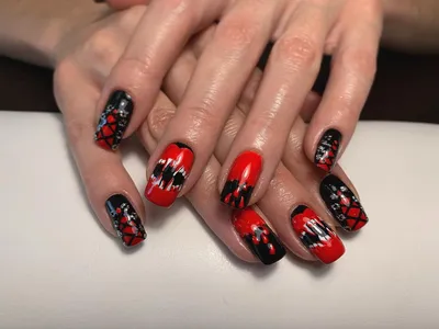 Маникюр бордовый с чёрным | Black nails, Black nail designs, Nail designs