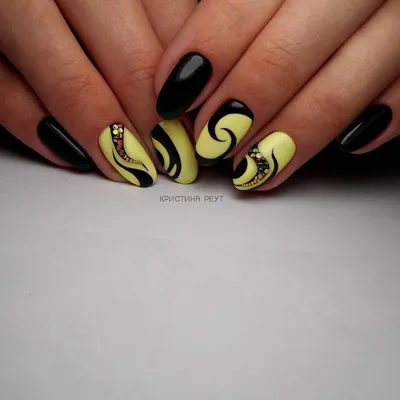 Модный черно-желтый маникюр: 100 ЛУЧШИХ новинок дизайна на фото | Yellow  nails, Manicure, Yellow nail art