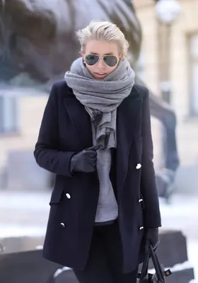 Купить чёрное зимнее пальто из шерсти с мехом чернобурки