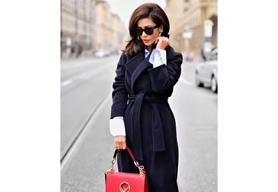 Классическое черное женское пальто — обязательный атрибут гардероба  настоящей леди | Мода от Кутюр.Ru
