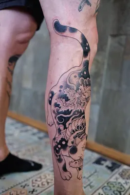 Чёрные татуировки в разных стилях от Kokintattoo