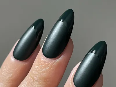 Необычный черный маникюр - 20Nails