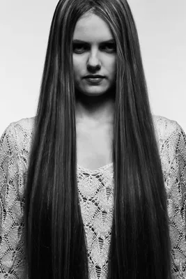 Фото Черно - белый портрет девушки с длинными волосами, by amir ali abdi
