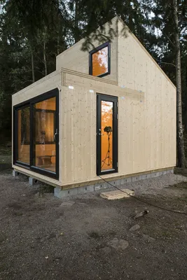 Дачные домики для 6 соток (проекты, 53 фото): мал золотник, да дорог! -  HappyModern | Architektur, Haus architektur, Modulare häuser