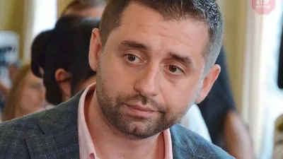 В Украине на депутата Аристова открыто дело после публикации о его отдыхе  на Мальдивах. Его могут лишить мандата