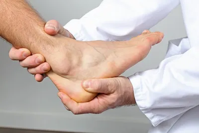 Лечение артрита пальцев в Москве | Многопрофильная клиника «Доктор Лидер»
