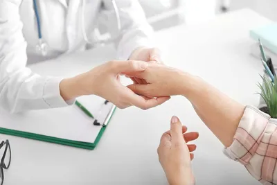 Ревматоидный артрит рук: лечение и симптомы - статьи от компании Еламед