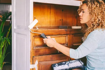 Декор шкафа своими руками: 20 идей, как украсить шкаф — фото и советы