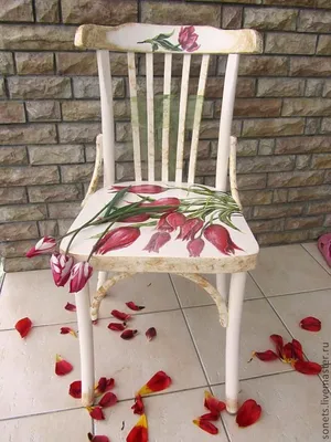 dekoratif-boyama | Whimsical furniture, Painted chairs, Painted chair