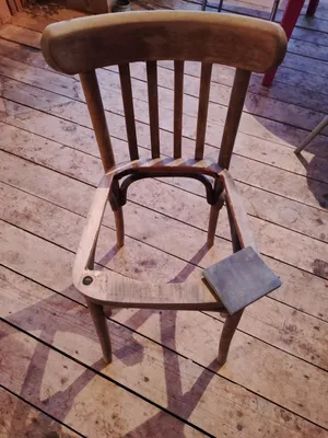 Как переделать старый деревянный стул с использованием меловой краски и  декупажа: Мастер-Классы в журнале Ярмарки Мастеров