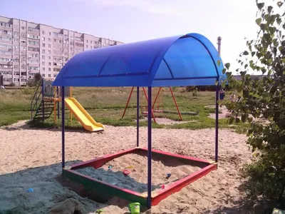 Детская песочница с крышей для дачи (9 фото). Идея для дачи - Фазенда