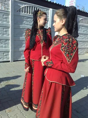 Казачий костюм женский Аксинья цвет желтый купить в kaskad-prazdnik.ru за  8000 руб.