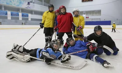 Шайбу! Как в столице Приморья продвигают детский хоккей - KP.RU