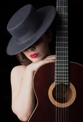 Девушка с гитарой | Айвенго | Flickr