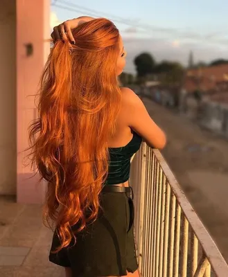 Девушка Рыжими Кудрявыми Волосами стоковое фото ©EdwardDerule 210314580