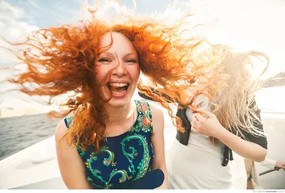 Девушка с рыжими волосами в профиль Stock Photo | Adobe Stock