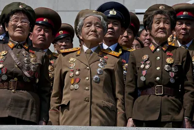 Как служат женщины северной Кореи: 7 лет выдержки и испытаний (фото) |  podrobnosti.ua