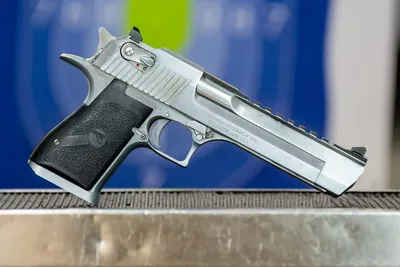 Shoot a Desert Eagle in Las Vegas | The Range 702