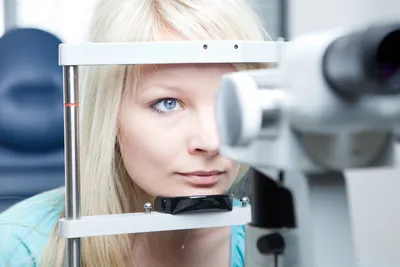 Лечение заболеваний сетчатки глаза в Новосибирске: цены на операции,  консультация офтальмолога в клинике «Эксимер»