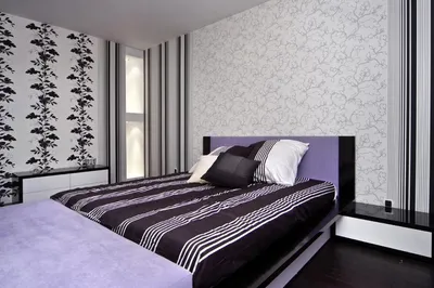 Комбинированные обои в спальне: узорчатые | Фиолетовый дизайн спальни, Обои  в спальне, Стильное оформление