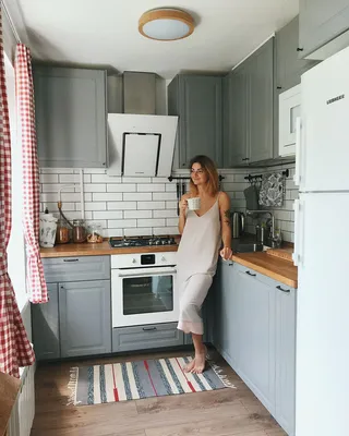 ᗰOᗰ✨ | ᑭᕼOTOGᖇᗩᖴᕼEᖇ🌿 on Instagram: “А вот и она хрущевская кухня площадью  в 4,7 м2🙈 Как я писала в п… | Тренды в оформлении кухни, Интерьер кухни,  Украшение кухни