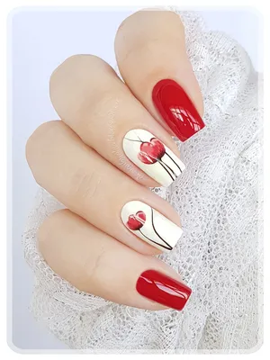 https://www.thevoicemag.ru/beauty/nails/klassicheskii-manikyur-na-14-fevralya-10-modnyh-idei-s-krasnym-lakom-dlya-nogtei/