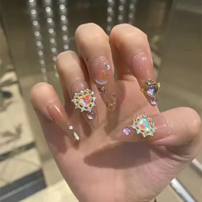 Маникюр / Ногти / Мастера na Instagramie: „🙌 Выбираем! Работы 👉  @semerikovanails” | Lilac nails, Acrylic nail designs, Perfect nails