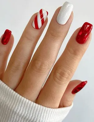 Дизайн ногтей на Новый год 2020: все новинки дизайна и фото | Fashion  nails, Christmas nails, Rhinestone nails