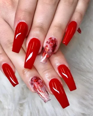 Дизайн ногтей красного цвета — лучшие идеи с фото | Manicura de uñas,  Manicura, Uñas decoradas con flores