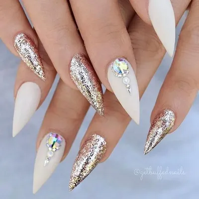 Форма ногтей: какой дизайн лучше выбрать? (80 фото) | White tip acrylic  nails, Stiletto nails designs, Stiletto nail art