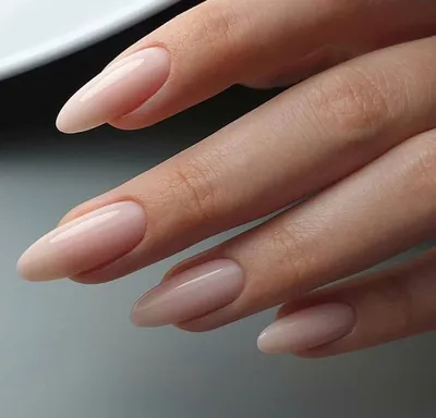Простой и нежный дизайн❤️ #ногти #ногти2022 #nails #маникюр #маникюр2022 # дизайнногтей #гельлак #красивыеногти #ногтидня #топмастеров… | Instagram